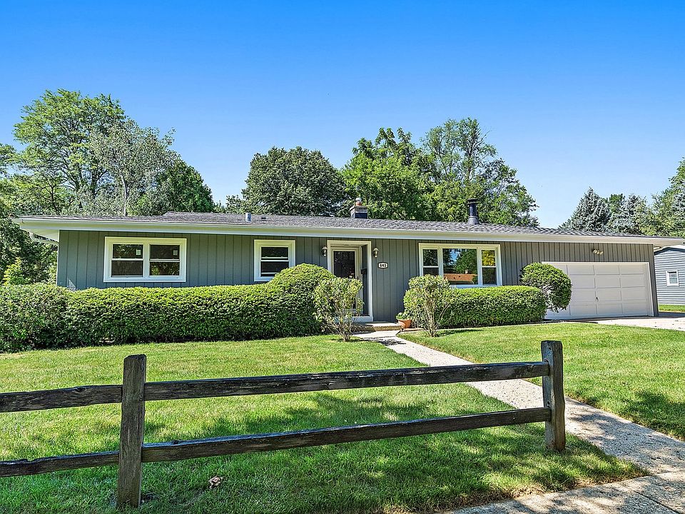 1st image of 643 E Macarthur Dr