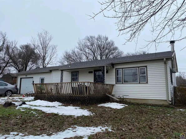 5430 SW Auburn Rd, Topeka, KS 66610