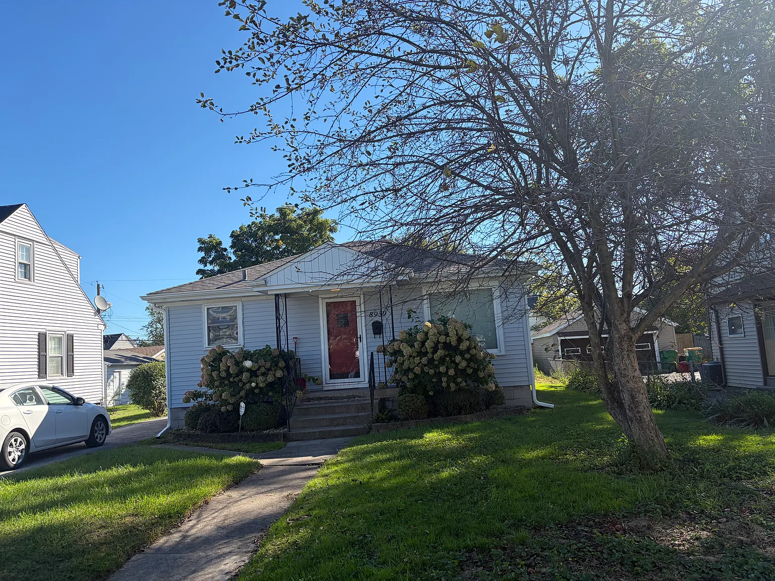 2 bed, 728 sqft, $1,800 — Photo 1