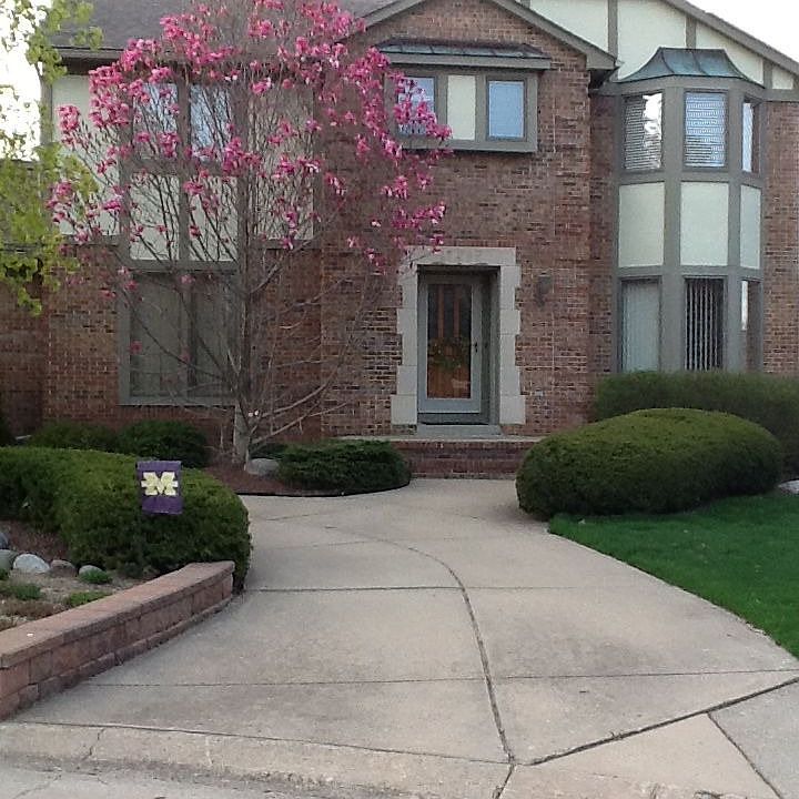 1st image of 17947 Farmcrest Ct