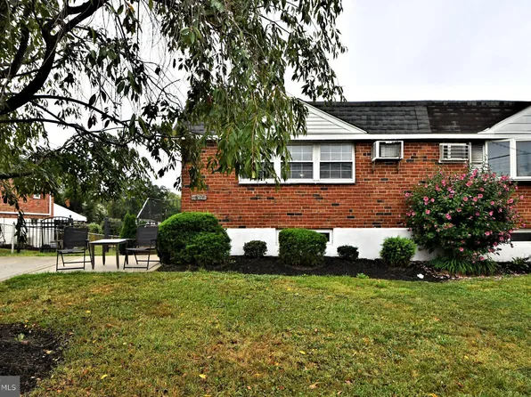 627 Clay Dr, Conshohocken, PA 19428