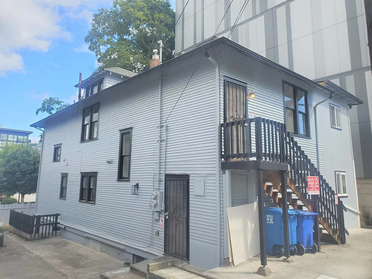 5 bed, 1860 sqft, $2,990 — Photo 3