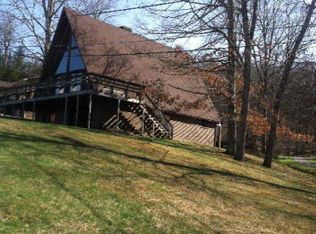 162 Rustic Hills Dr, Crab Orchard, WV 25827
