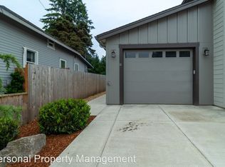 807 Highland St #B, Ridgefield, WA 98642