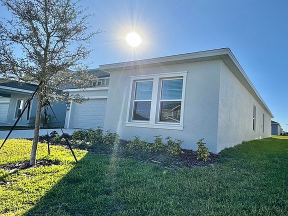 3rd image of 1612 Marksman Rd