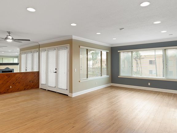 5th image of 510 N Pacific St Unit 1-3
