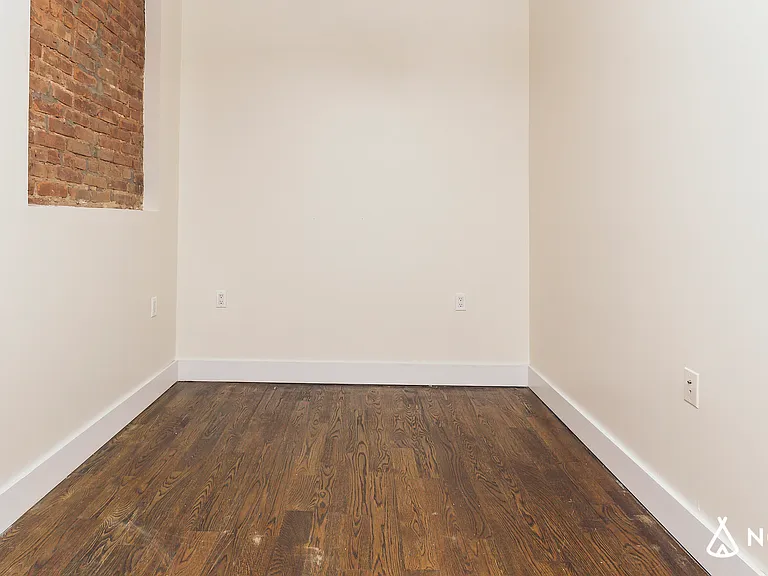 287 Troutman St #3A — Photo 7
