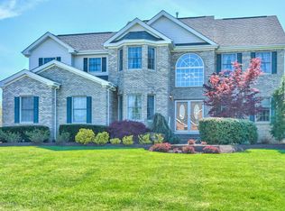 2297 S Tapestry Ct, Toms River, NJ 08755