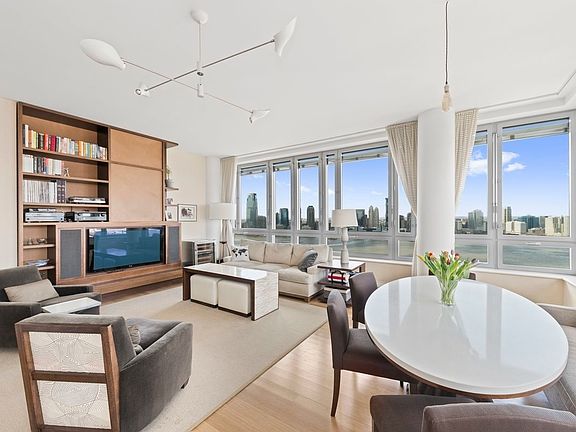 2nd image of 2 River Ter Penthouse E