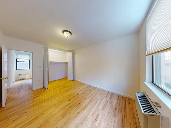 1238 2nd Avenue image 14 of 16