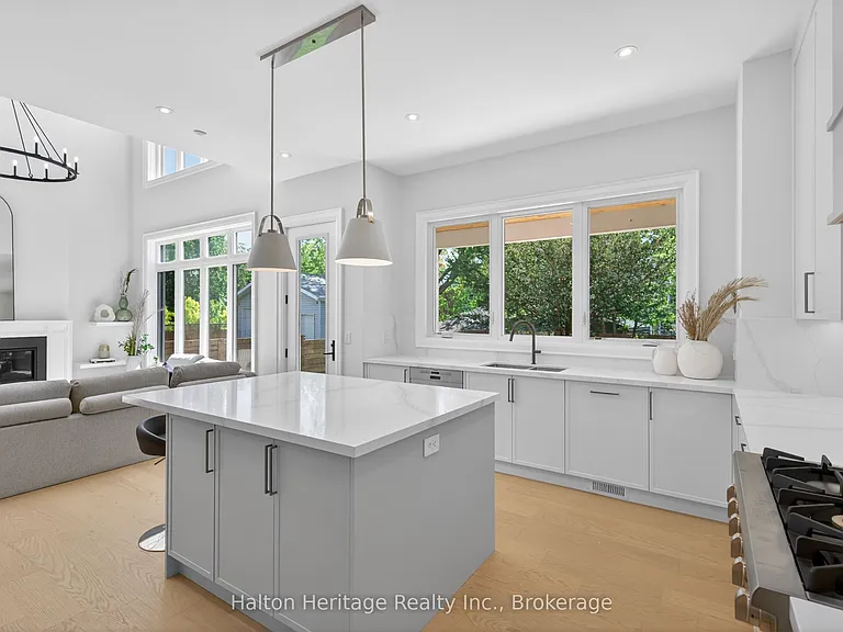 148 Herald Ave — Photo 15