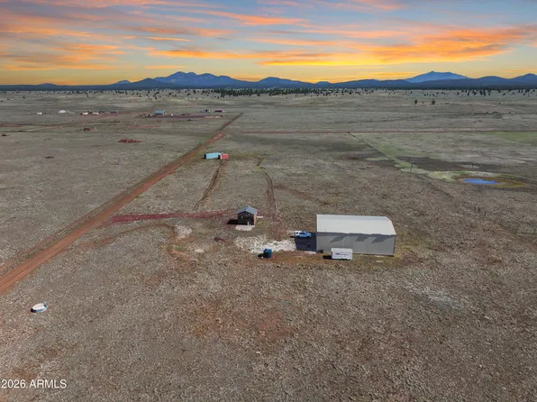 12417 E TANNER RANCH Road #011E, Parks, AZ 86018