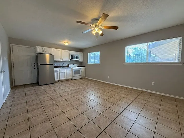516 Gentleman Road — Photo 27