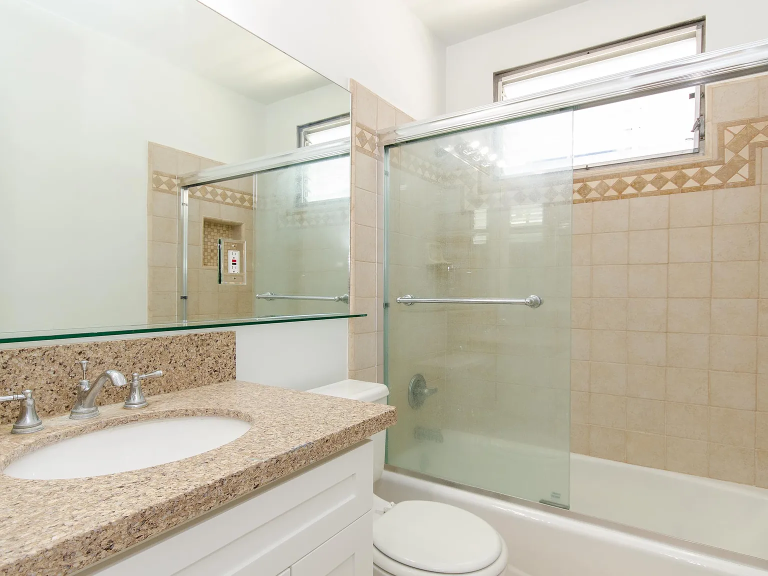 1 bed, 630 sqft, $2,725 — Photo 4