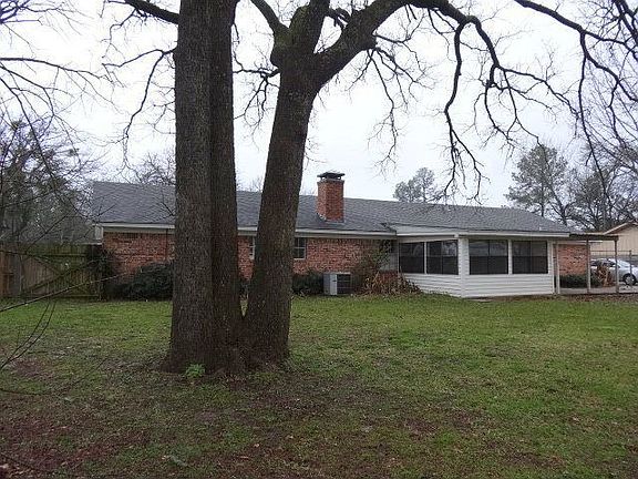 2nd image of 128 Donniebrook Dr