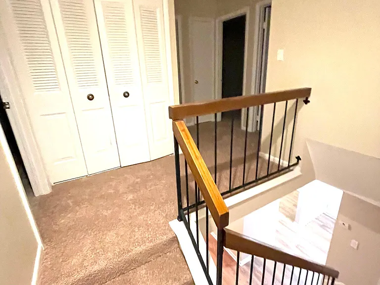 248 N Palmyra Dr — Photo 6