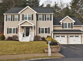 4 Peterson Way, Woburn, MA 01801