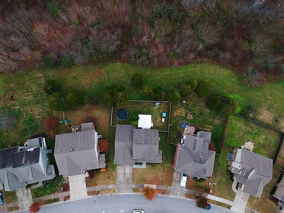 3rd image of 7257 Riverfront Dr