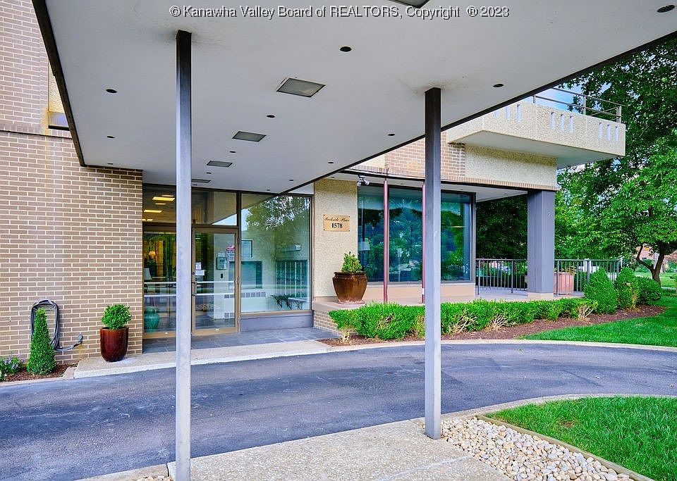 1578 Kanawha Blvd E Charleston WV Zillow