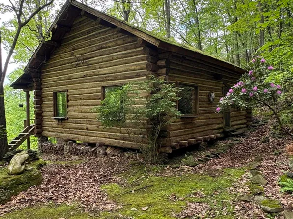 684 Fox Rd, Factoryville, PA 18419