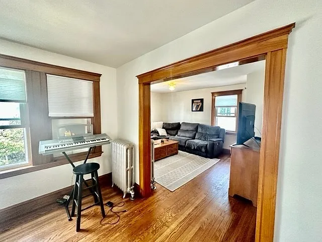 30 Sterling St #2A — Photo 9