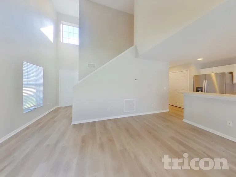 1443 Sherbourne St — Photo 2