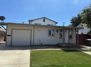 327 W 10th Ave, Escondido, CA 92025