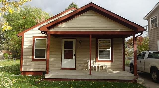 1st image of 3374 Curwood St