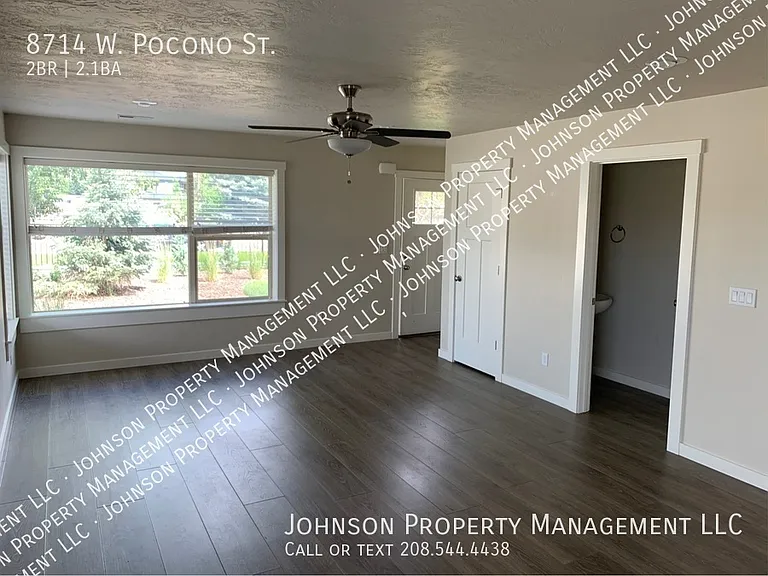 8714 W Pocono Ln — Photo 6