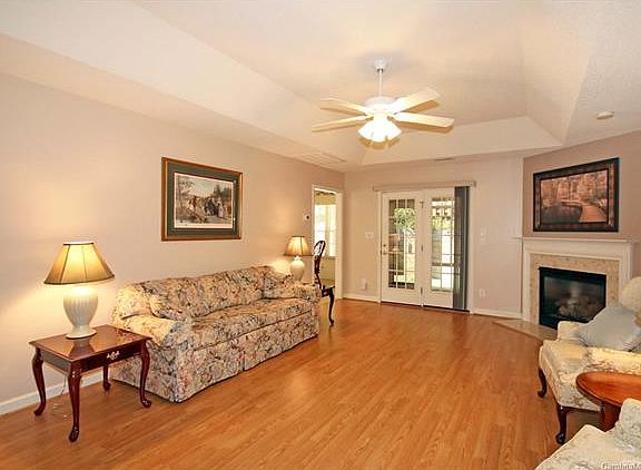4th image of 106 Whitehall Dr