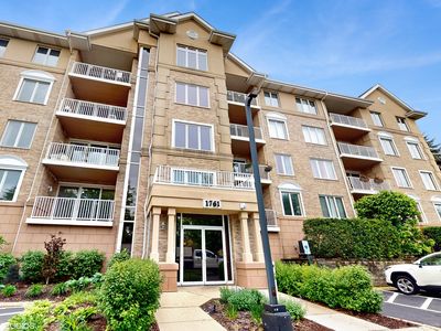 1761 Pavilion Way Unit 506, Park Ridge, IL, 60068