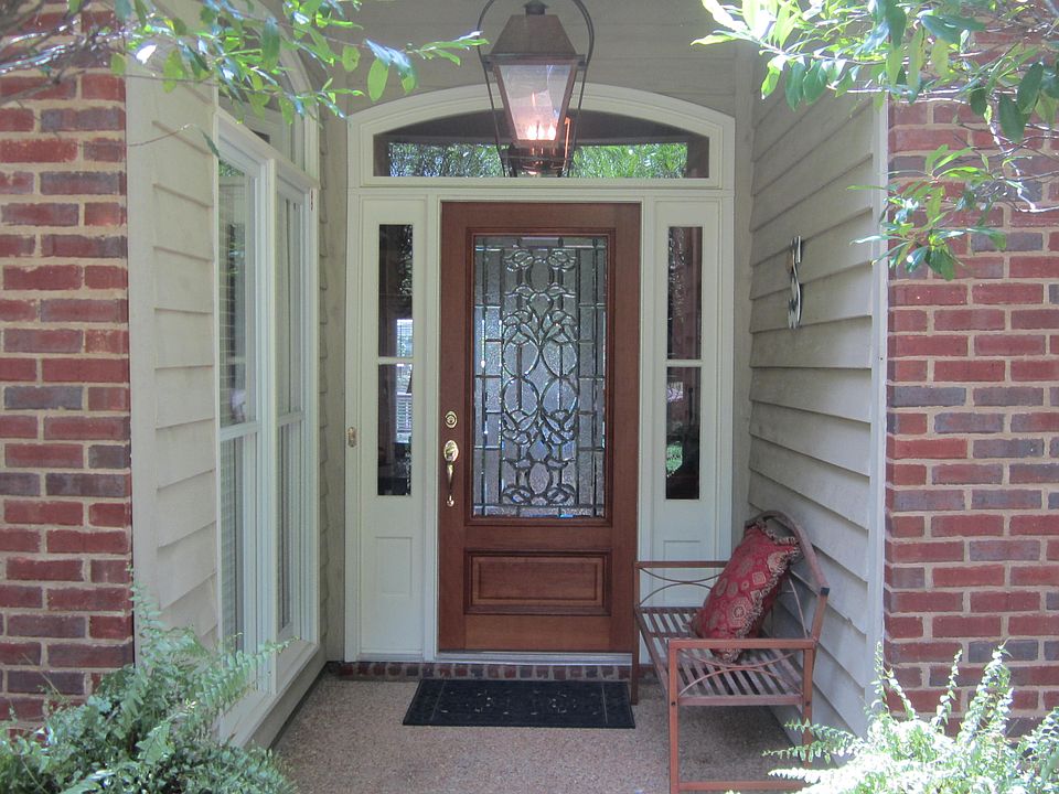 Welcoming front porch