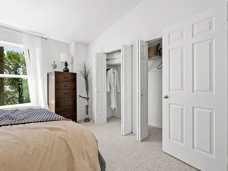 Bella Vista — Photo 16