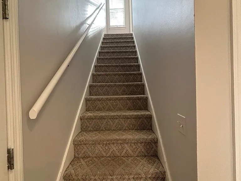 1715 Crystal Lake Dr — Photo 27