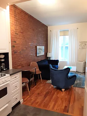 Rented by Brown Harris Stevens | media 6