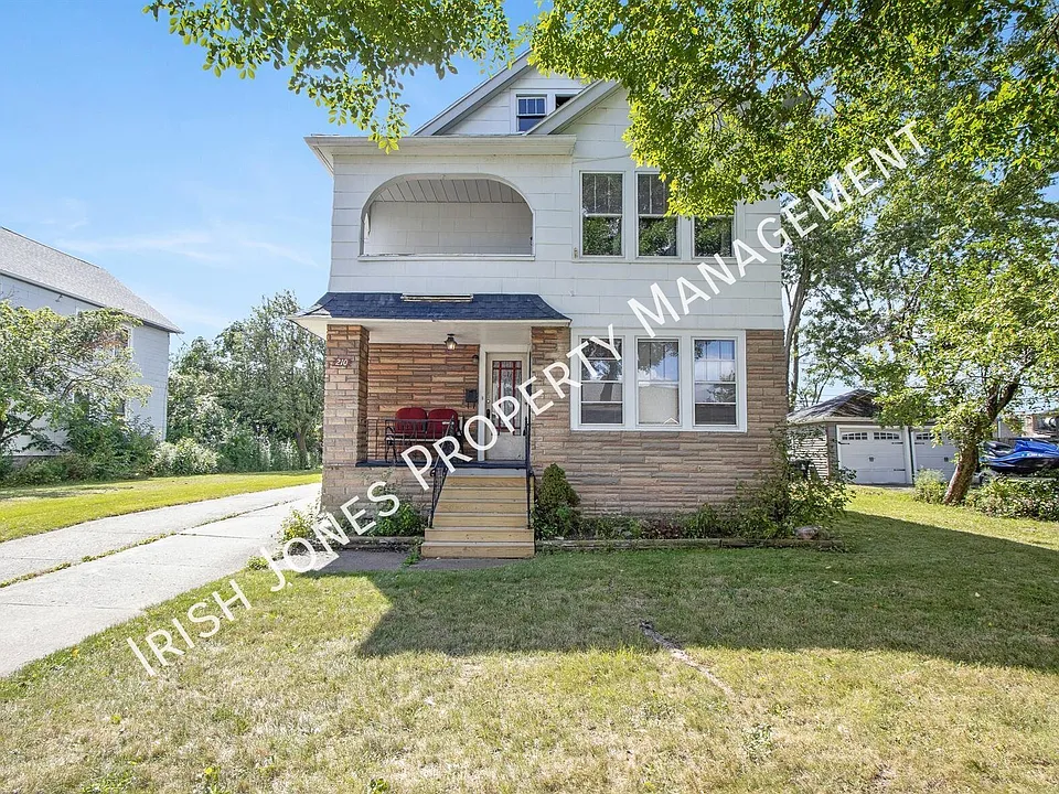 210 W Hazeltine Ave #2