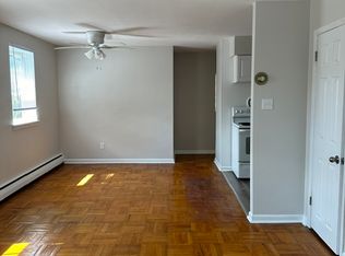 32 S Brookside Rd APT 1L, Springfield, PA 19064