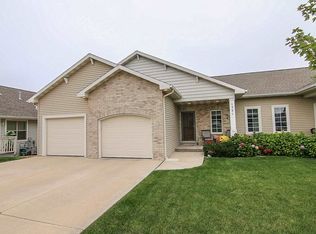 1721 Southern Ridge Trl, Madison, WI 53719