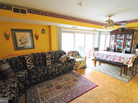 3rd image of 5250 Valley Forge Dr APT 604