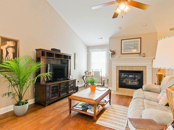 3rd image of 12800 Arbor Branch Ln