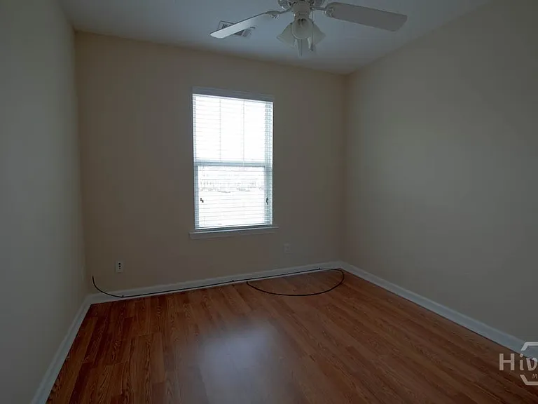 127 Ventura Pl — Photo 7