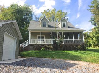 219 N Lewis St, Lexington, VA 24450