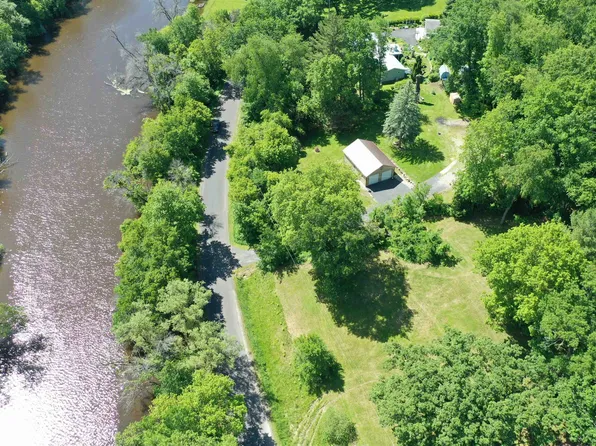 N1361 Dalman Rd, Waterloo, WI 53594