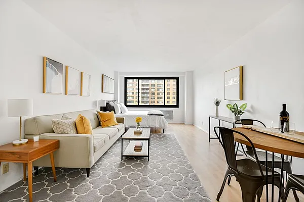 Sold by Compass | media 1