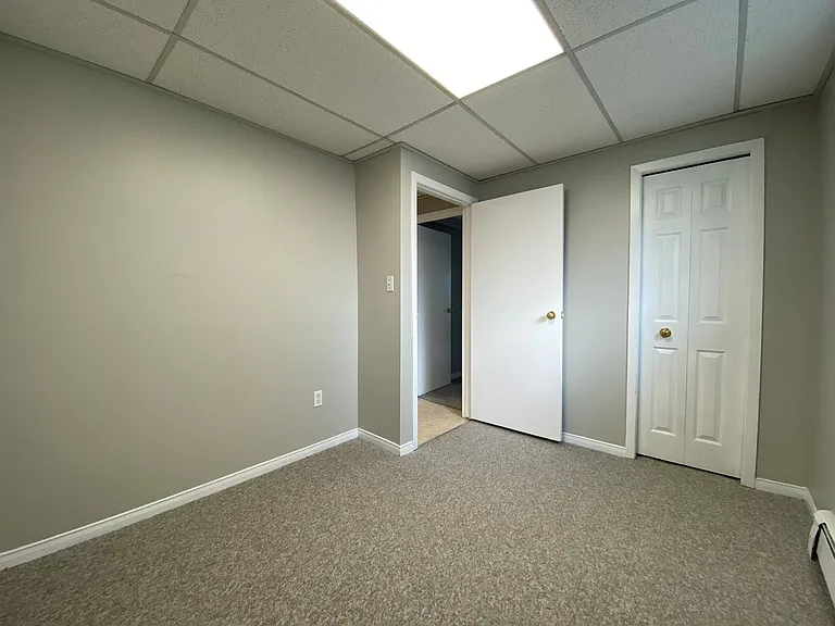 53 Queen St W #5 — Photo 11