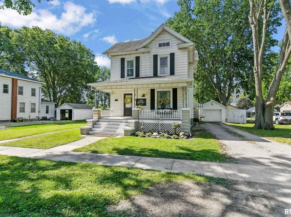 208 W Conrey St, Williamsville, IL 62693