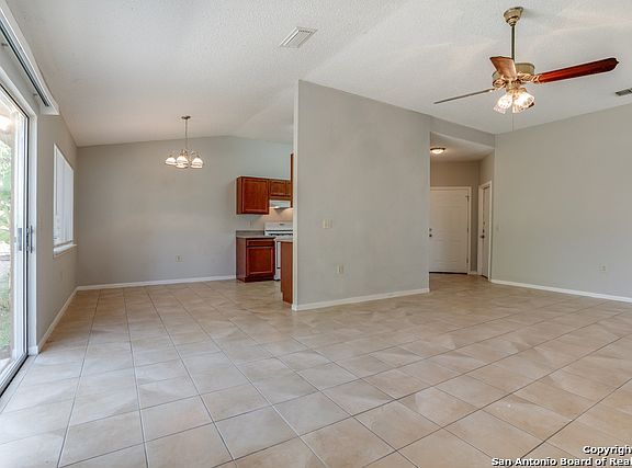 5th image of 6827 Hillside Blf