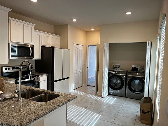 5th image of 63 Tahiti Shores Ct