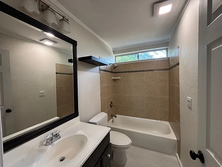374 Aaron Cir — Photo 19