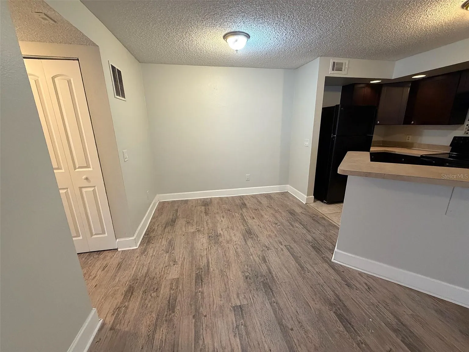 3 bed, 1253 sqft, $1,850 — Photo 4